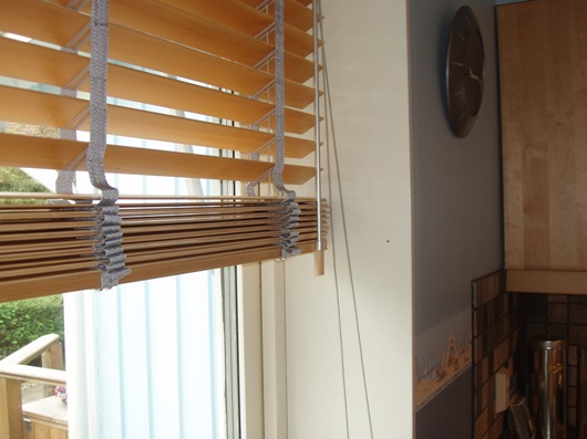 Persiennerna är på plats!